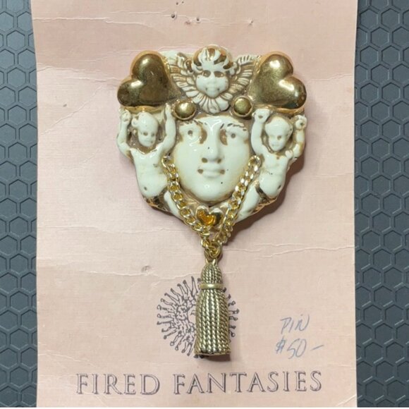 Jewelry - NWT FIRED FANTASIES fire stoneware artist made pin brooch cream and gold Rare